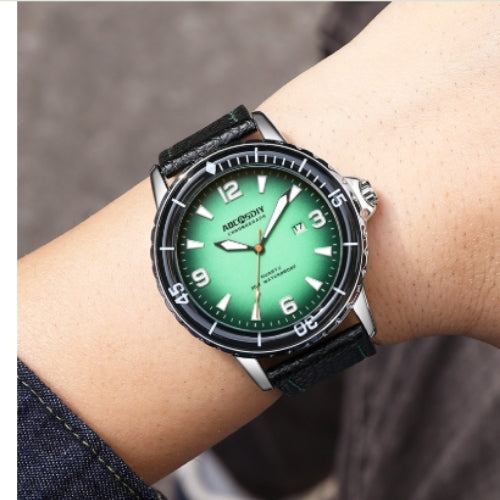 Men's Sports Quartz Casual Wristwatch