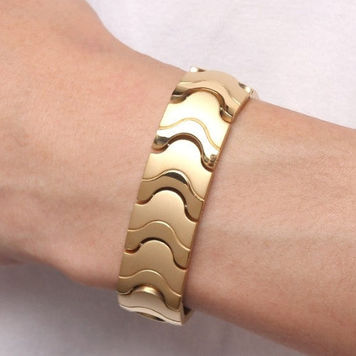Flower Bottom Four-in-One Magnet Bracelet